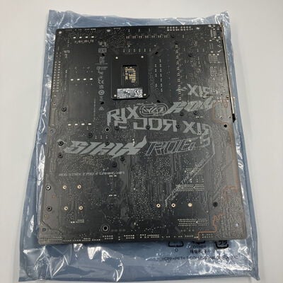 【なんば店】中古  ASUS ROG STRIX Z790-F GAMING WIFI (Z790 1700 ATX DDR5) 175321 