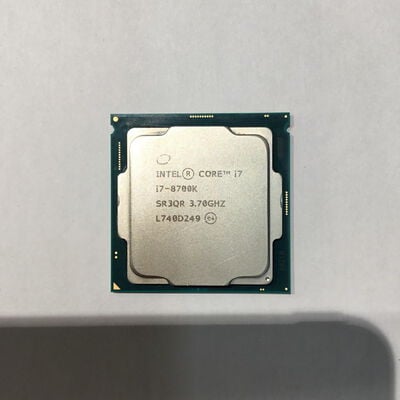 【松山環状枝松店】中古  INTEL Core i7 8700K (1151/3.70GHz/12M/C6/T12) 136197 