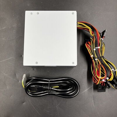 【大須店】中古  玄人志向 KRPW-L5-500W/80+/REV2.0(ATX 500W 80+) 3120023041 