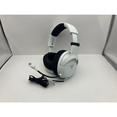 【仙台店】中古  Razer Kaira X RZ04-03970300 (ｹﾞｰﾐﾝｸﾞﾍｯﾄﾞｾｯﾄ Mercury White) 3240010995 