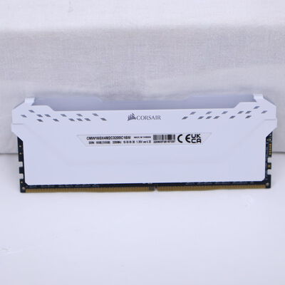 【通販センター】中古  PC4-25600 8GB デスクトップ用(DDR4-3200) 140727 