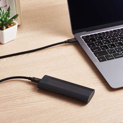 エレコム  USB4ケーブル/C-Cタイプ/認証品/USB Power Delivery対応/240W/1m/ブラック/USB4-CCPE10NB 
