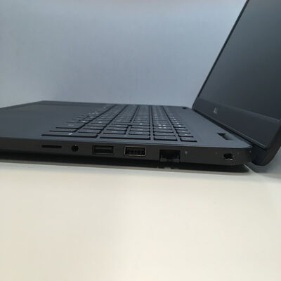 【博多店】中古  DELL Latitude 3510 (INTEL Core i5 10310U 1.7GHz/16GB/SSD256GB/-/オンボード/15.6/1920x1080/Wi-Fi/WEBCAM/W11H64) 178662 