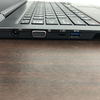 【福山ココローズ店】中古  FUJITSU LIFEBOOK U7410 (INTEL Core i5 10310U 1.7GHz/16GB/SSD256GB/-/オンボード/14/1366x768/Wi-Fi/WEBCAM/W11H64) 180534 