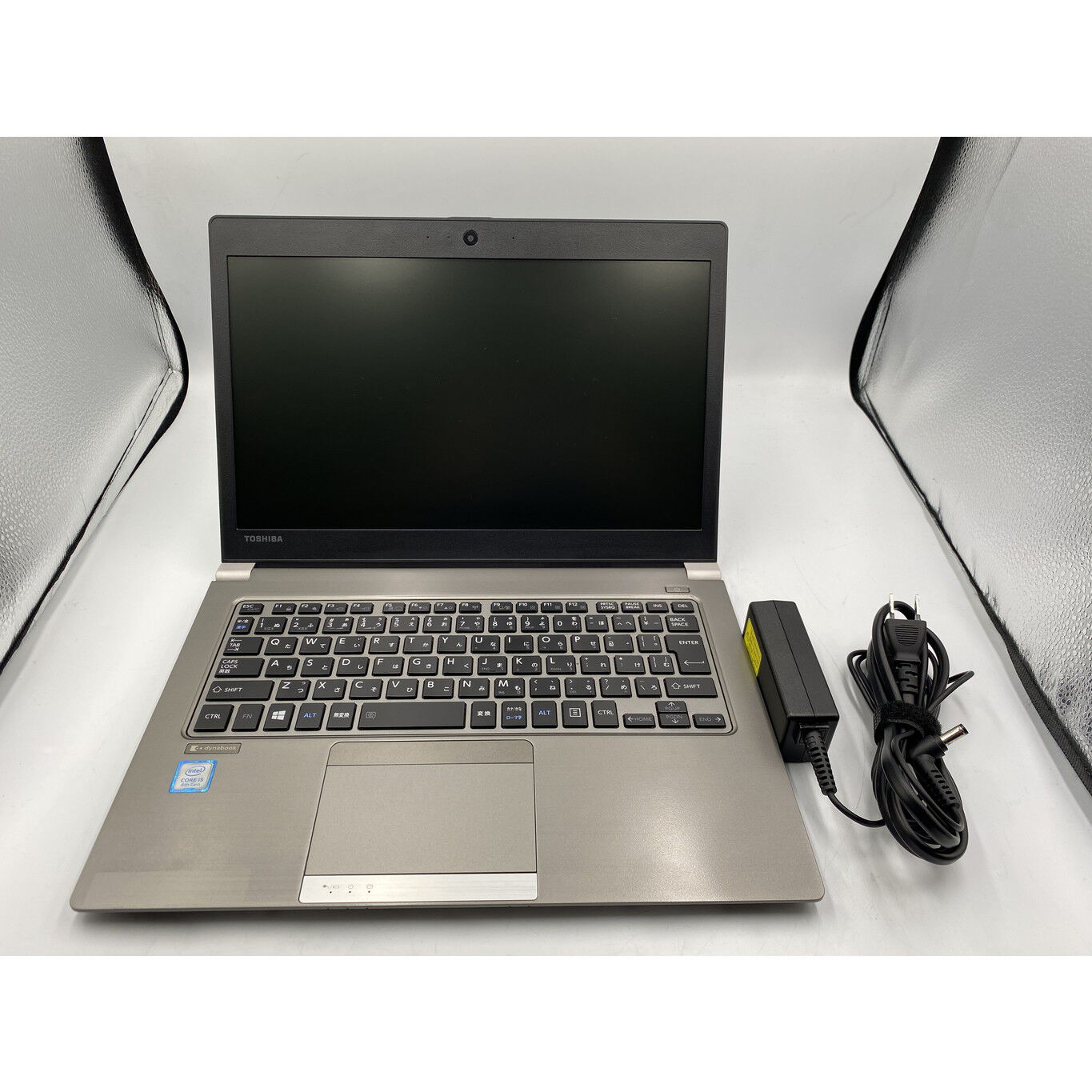 中古 dynabook R63/J (i5-8250U/16GB/SSD512GB/W11P) 4510002883
