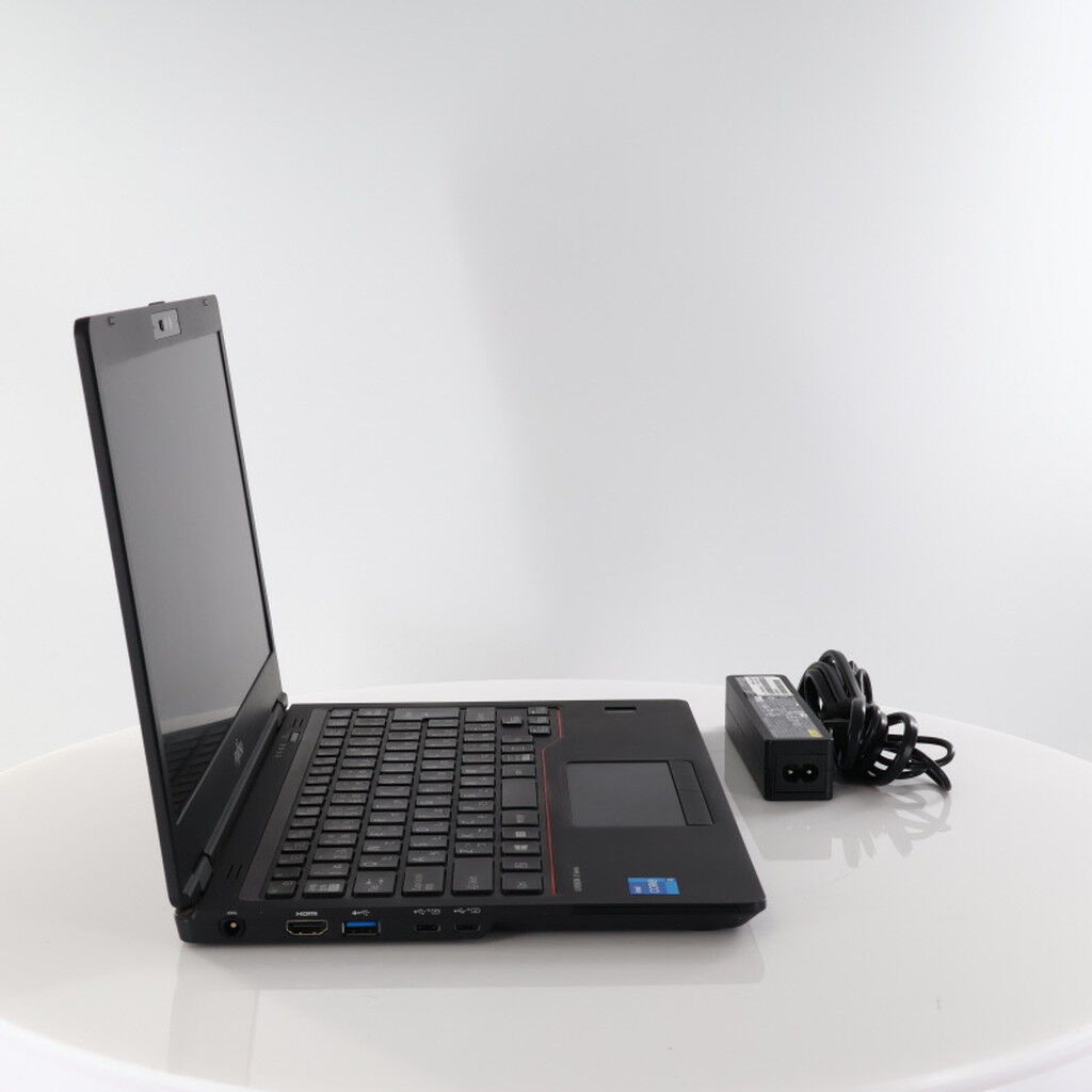 中古 FUJITSU LIFEBOOK U7311/FX(i5-1135G7/8GB/SSD256GB/W11P