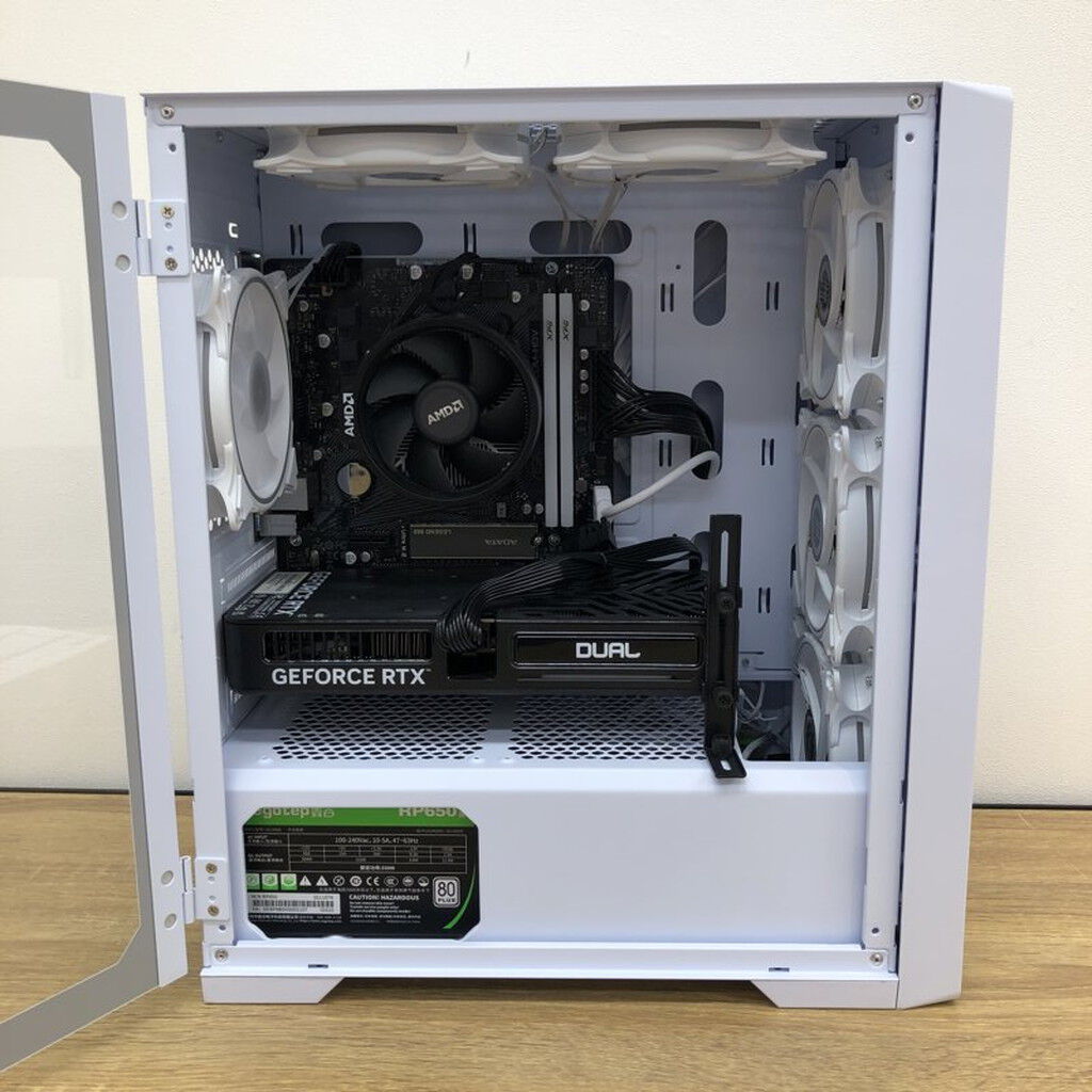 中古 自作PC(Ryzen 7 5700X/32GB/SSD1TB/RTX5060Ti 8GB) 4990001555