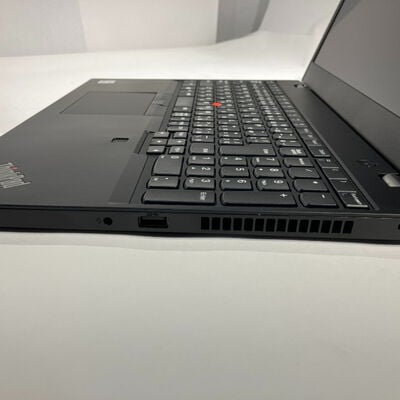 【鹿児島店】中古  ThinkPad (i5-10210U/8GB/SSD240GB/W11P) 4700000571 