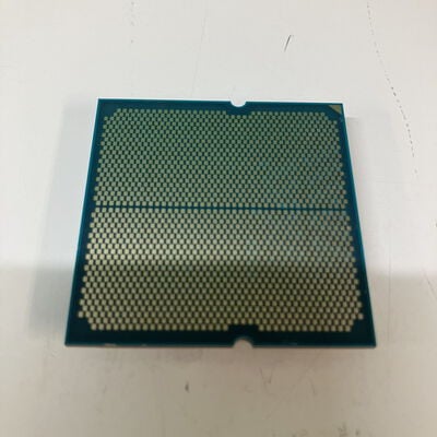 【大宮店】中古  AMD Ryzen 7 9800X3D (AM5/4.7/104M/C8/T16/120W) 172566 