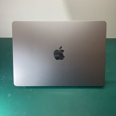 【浦添城間店(沖縄)】中古  Macbook Air RFB MBA 13.6 SPG/8C GPU/8GB/256GB-JPN MLXW3J/A 165331 