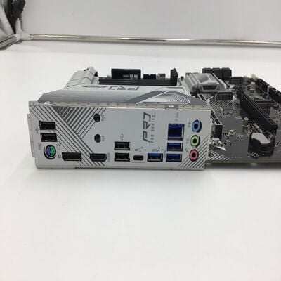 【白山FM松任店】中古  ASRock Z790 Pro RS/D4 (Z790 1700 ATX DDR4) 152757 