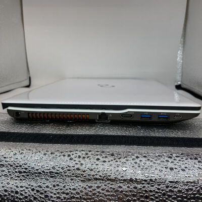【八王子店】中古  Fujitsu FMVA51E3WN 1230010538 