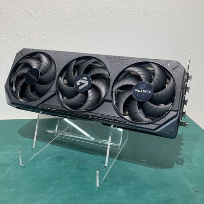 【浦添城間店(沖縄)】中古  各社 GeForce RTX5070 (12GB PCI-E) 176898 