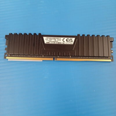【大須店】中古  PC4-25600 16GB デスクトップ用(DDR4-3200) 140728 