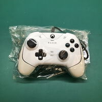 中古  Razer Wolverine V2 MW (RZ06-03560200-R3M1) 178386 
