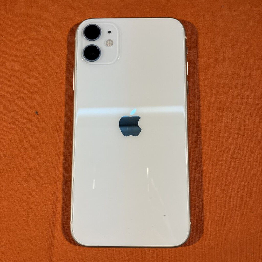 中古 【SIMロック解除済み】【docomo】 Apple iPhone11 64GB (ホワイト