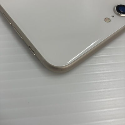 【秋葉原本店】中古  【国内版SIMフリー】Apple iPhoneSE 4.7インチ (第3世代) 64GB (スターライト) MMYD3J/A 154843 