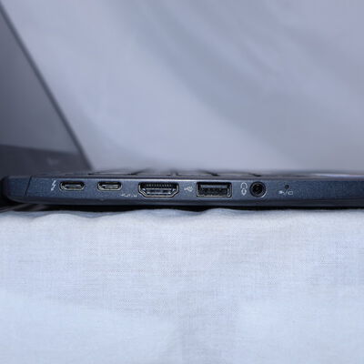 【通販センター】中古  【ジャンク品/保証無/返品質問不可】dynabook G83/HS (i5-1135G7/16GB/SSD256GB) 202679 