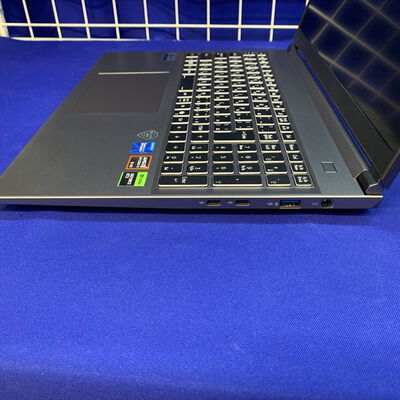 【横浜駅前店】中古  THIRDWAVE GALLERIA NDR9L-R56-C6 (AMD Ryzen AI 9 HX 470/16GB/RTX5060 Max-Q/W11H/有線LAN◯無線LAN◯) 3400009271 