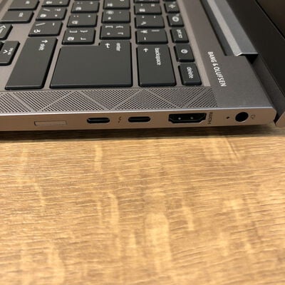 【姫路店】中古  HP ZBook Firefly 14 G7(Intel Core i7 10610U 1.80GHz/32GB DDR4/SSD1TB/-/オンボード/14/1920x1080/Wi-Fi/WEBCAM/W11H/VBT) 192643 