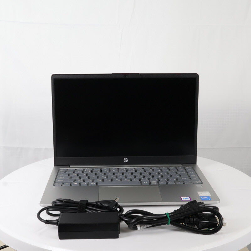 中古 HP Pavilion - 15-cc145tx(Intel Core i7 8550U/8GB DDR4 (PC4