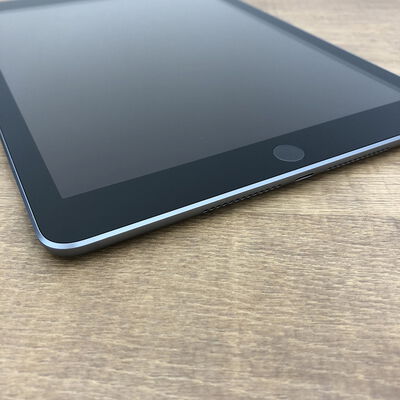 【宇都宮鶴田店】中古  Apple iPad (2018) Wi-Fi 128GB スペースグレイ MR7J2J/A 136947 
