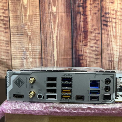 【富士青葉店】中古  ASRock X870 Steel Legend WiFi (X870 AM5 ATX DDR5) 172202 