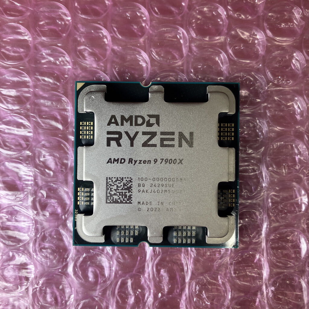 【未使用】AMD Ryzen 9 7900X Amazon | AMD Ryzen 9 7900, with Wraith Prism Cooler 3.7GHz 12コア