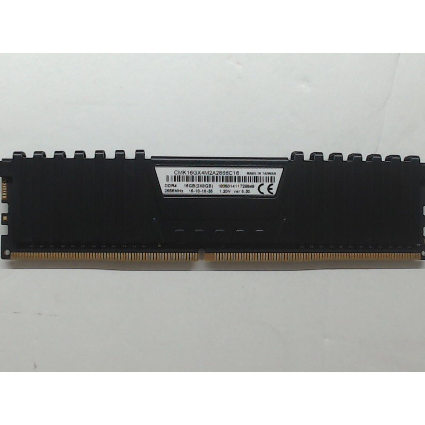中古 PC4-21300 8GB デスクトップ用(DDR4-2666) 126165 （374162