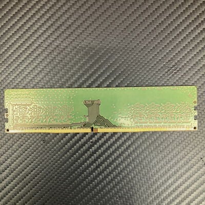 【富士青葉店】中古  PC4-25600 8GB デスクトップ用(DDR4-3200) 140727 