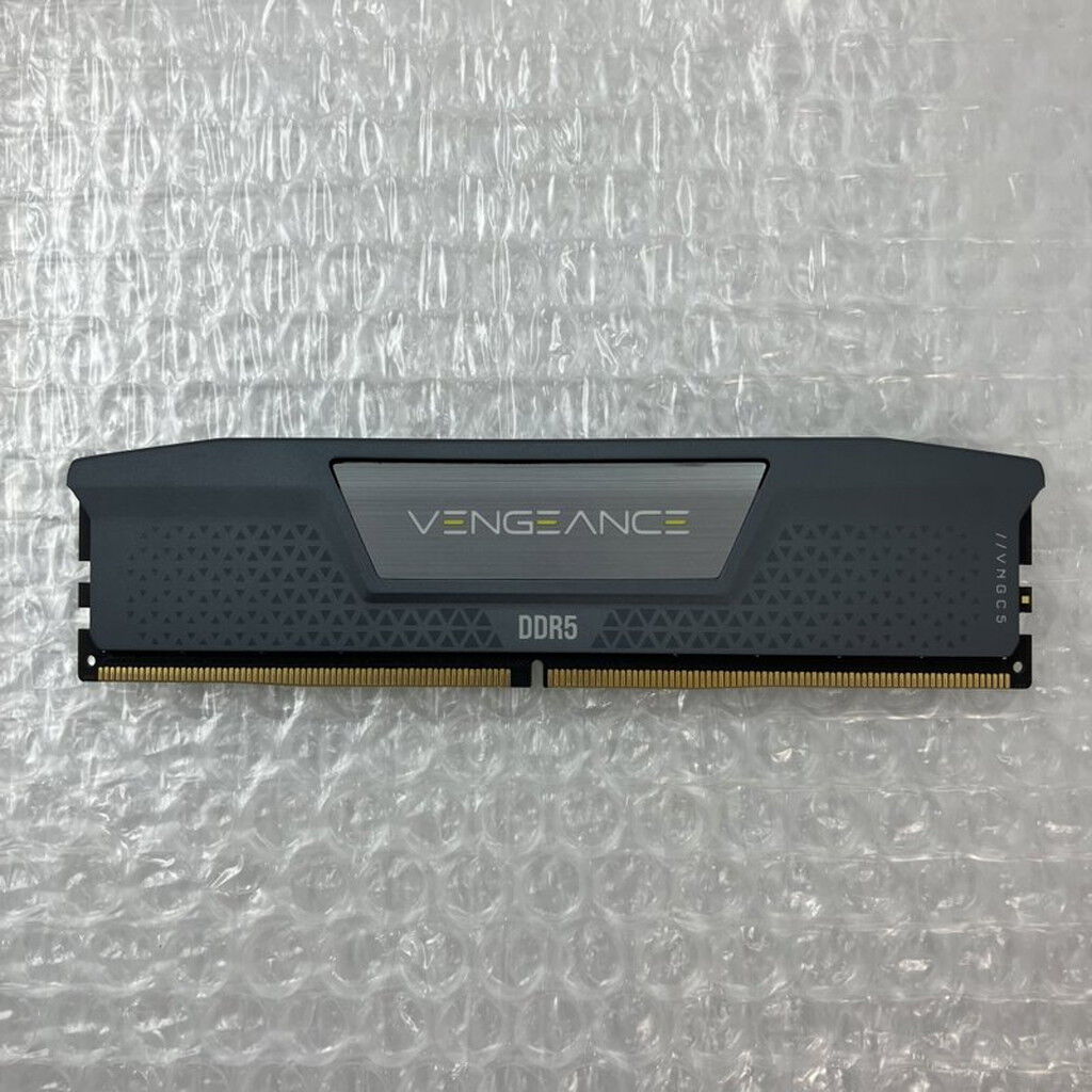 中古 PC5-44800 32GB デスクトップ用(DDR5-5600) 149157 （379314