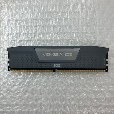 【秋葉原本店】中古  PC5-44800 32GB デスクトップ用(DDR5-5600) 149157 