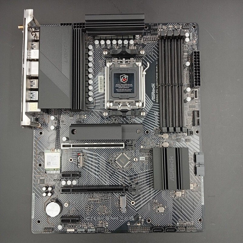 ASRock B650 PG Lightning マザーボード 中古 中古 ASRock B650 PG Lightning WiFi (B650 AM5 ATX DDR5
