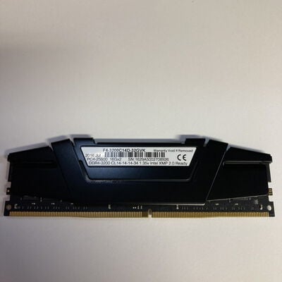【札幌店】中古  PC4-25600 16GB デスクトップ用 140728 