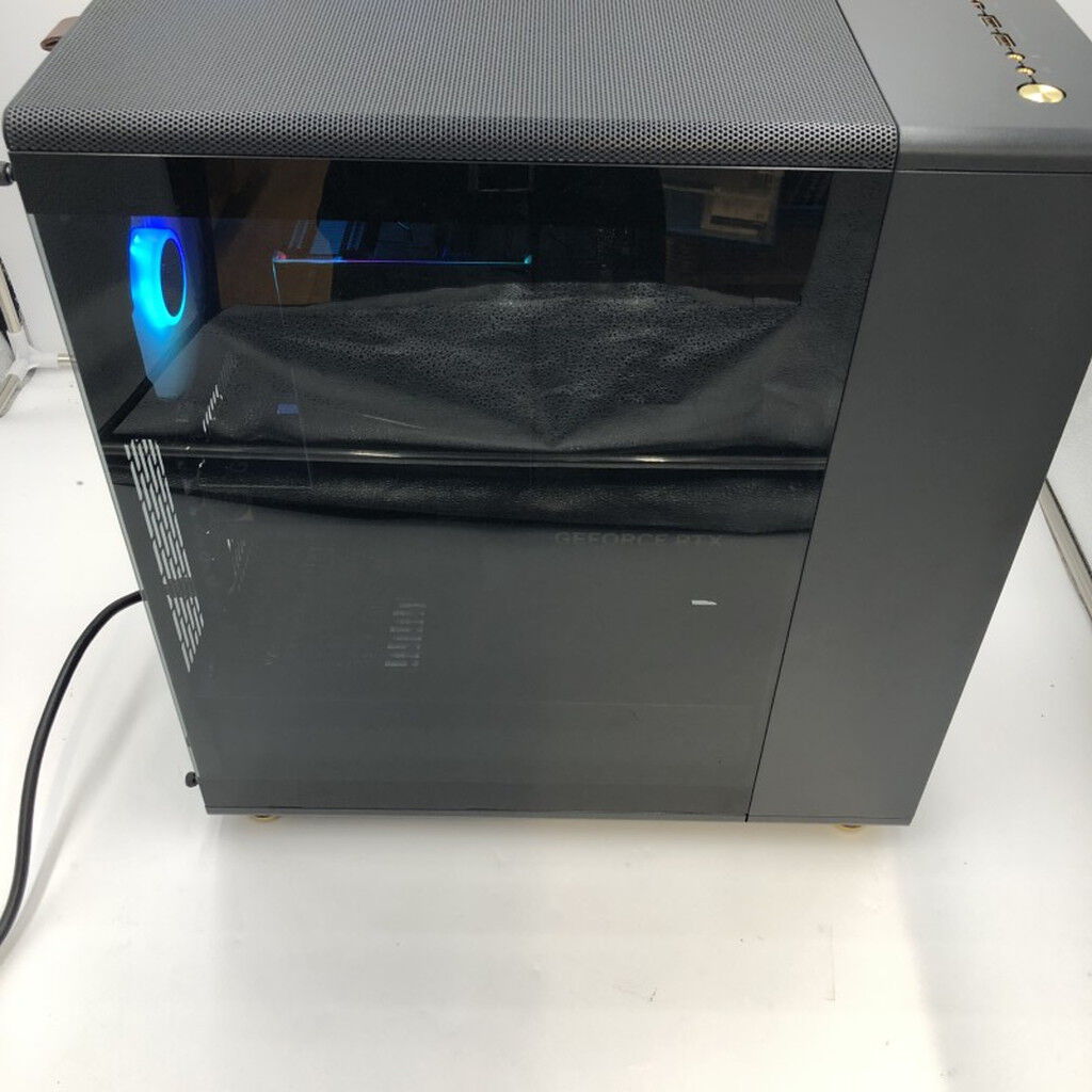 中古 自作ゲーミングデスク(i7 13700/32GB/SSD2TB/RTX4070 SUPER
