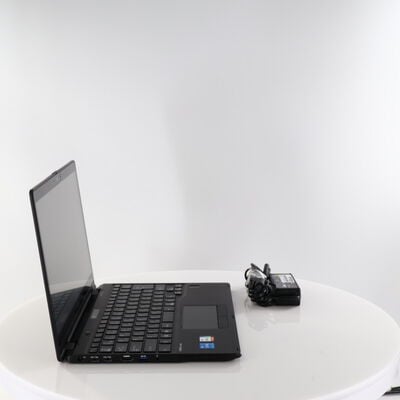 【秋葉原本店】中古  FUJITSU_Lifebook_U9312X/K(i5-1245U/8GB/SSD256GB/W11P) 3410016217 