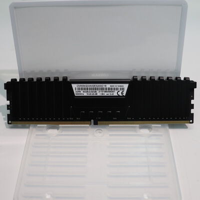 【札幌店】中古  PC4-25600 32GB デスクトップ用(DDR4-3200) 143224 