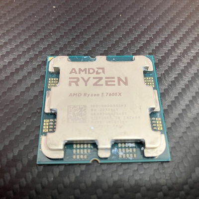 【富士青葉店】中古  AMD Ryzen 5 7600X (AM5/4.7GHz/38M/C6/T12/105W 152464 