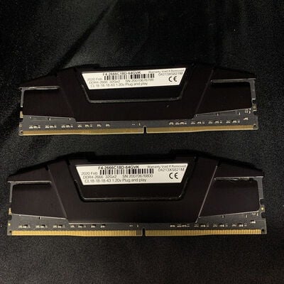【横浜駅前店】中古  32GB 2枚組(合計64GB) PC4-21300/DDR4-2666 デスクトップ用 190906 