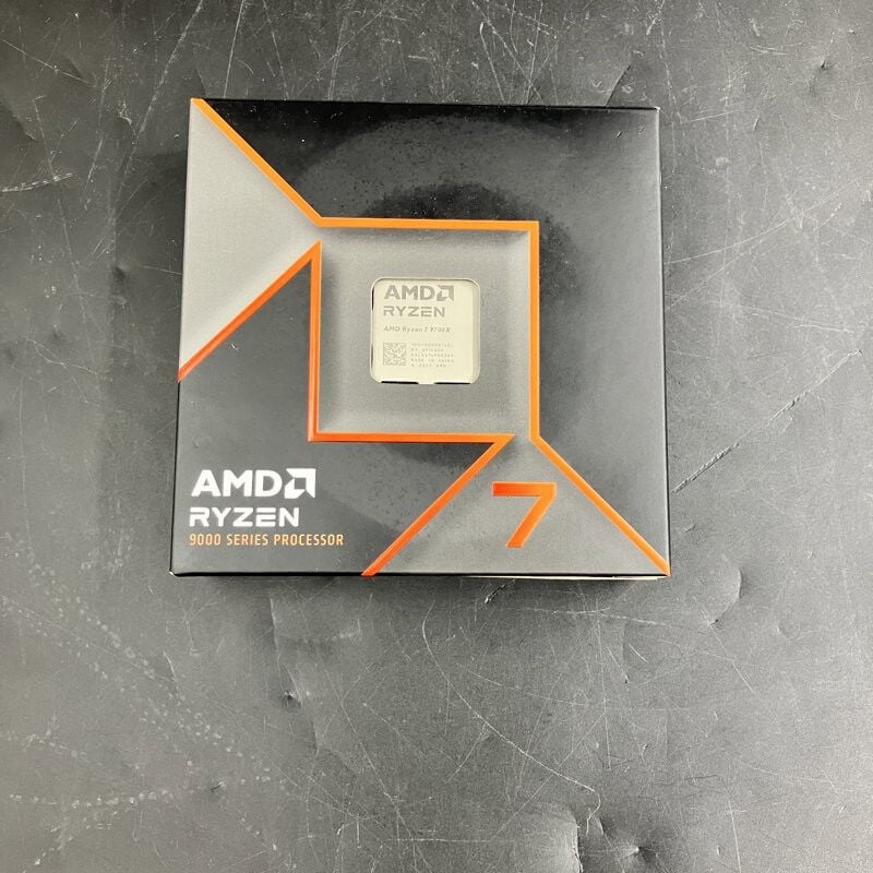 中古 AMD Ryzen 7 9700X (AM5/3.8GHz/40M/C8/T16/65W) 169022 （408639