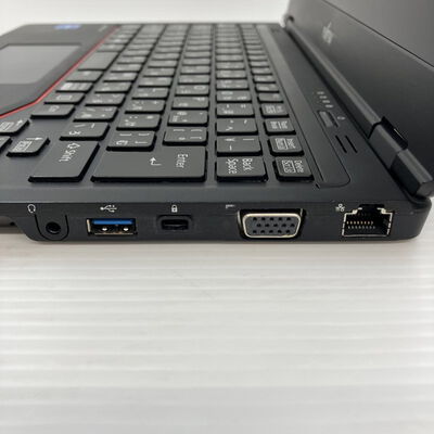 【秋葉原本店】中古  Fujitsu Lifebook U7311/F(i5-1145G7/8GB/SSD256GB/W11P) 3410015421 