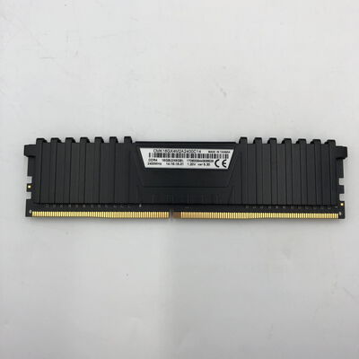 【福井日之出店】中古  PC4-19200 8GB デスクトップ用(DDR4-2400) 126163 