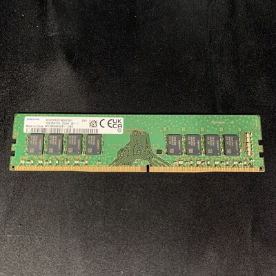 【横浜駅前店】中古  PC4-25600 16GB デスクトップ用(DDR4-3200) 140728 