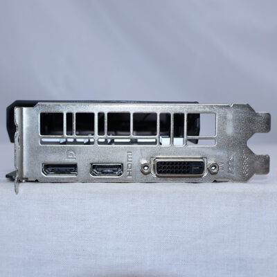 【通販センター】中古  MSI GeForce GTX 1650 D6 AERO ITX OCV1（GTX1650 4GB） 3480042831 