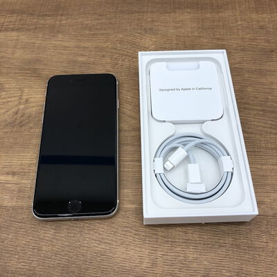 【宇都宮鶴田店】中古  【docomo版SIMフリー】Apple iPhoneSE 4.7インチ (第3世代) 128GB (スターライト) MMYG3J/A 154846 