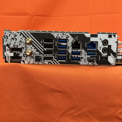 【なんば店】中古  ASRock X670E Steel Legend (X670E AM5 ATX DDR5) 152469 