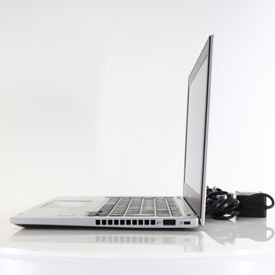 【秋葉原本店】中古  NEC　VersaPro PC-VKT16BE661N4(i5-8250U/8GB/SSD256GB/W11P) 3410015181 