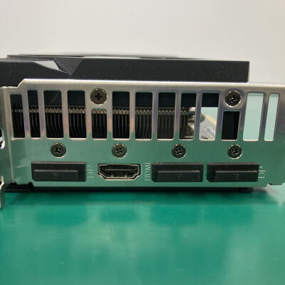【神戸・三宮店】中古  ASUS DUAL-RX6600XT-O8G (RX 6600 XT 8GB) 146741 