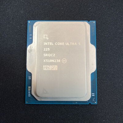 【大宮店】中古  INTEL Core Ultra 5 225 (1851/3.3G/20M/C10/T10) 175014 