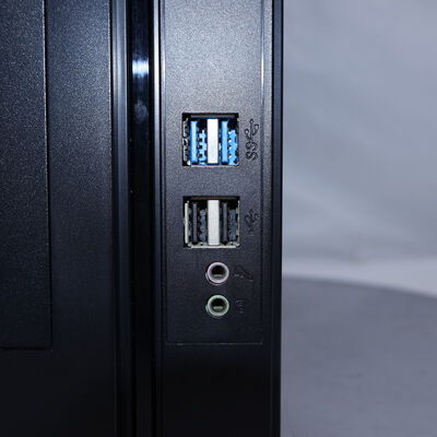 【通販センター】中古  【ジャンク品/保証無/返品質問不可】THIRDWAVE Slim Knight (Intel Celeron G4900 3.10GHz/8GB/SSD128GB/なし/オンボード/W11H64 MAR) 1000799009 185026 